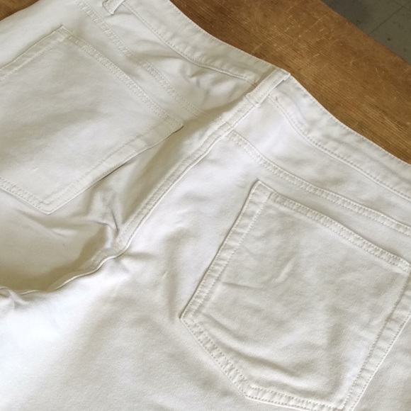 Capri Pants - Picture 4 of 4